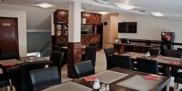 イン ハッピー スター クラブ