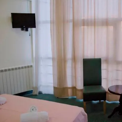 Mini-hôtel Happy Star Club