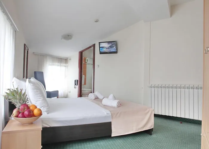 Happy Star Club 3* Belgrado