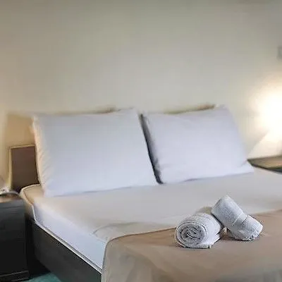 Happy Star Club 3* Belgrad