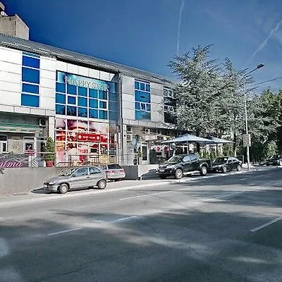 Happy Star Club Herberg 3*