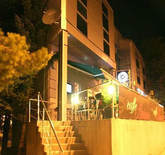 Happy Star Club 3* Belgrad